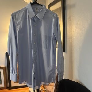 Brooks Brothers button down light blue shirt 16-33